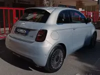 Usata Fiat 500e 42 kW (58 CV) 2024 Bluazzurro Berlina
