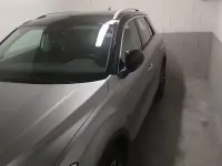 Usata VW T-Roc 150 CV (110 kW) 2023 Grigio SUV