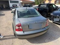 Begagnad VW Passat 130 HK (95 kW) 2005 Brun Sedan