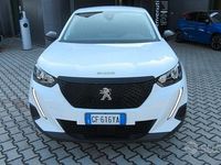 Usata Peugeot 2008 Active 110 CV (80 kW) 2022 Bianco SUV