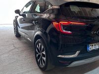 Usata Renault Captur 101 CV (74 kW) 2024 SUV