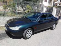 Usata Ford Mondeo Ghia 131 CV (96 kW) 1997 Verde Berlina
