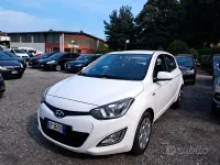 Usata Hyundai i20 Classic 85 CV (62 kW) 2013 Bianco Utilitaria