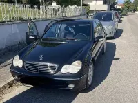 Usata Mercedes C200 95 CV (69 kW) 2003 Nero Berlina