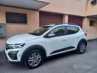 Usata Dacia Sandero Stepway 90 CV (66 kW) 2023 Bianco Berlina