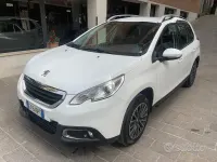 Usata Peugeot 2008 Active 82 CV (60 kW) 2015 Bianco SUV
