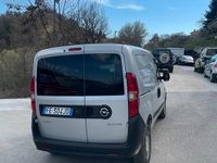 Usata Opel Combo 90 CV (66 kW) 2014 Grigio Monovolume