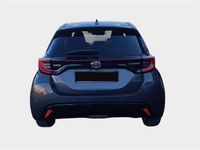 Usata Toyota Yaris Hybrid Lounge 92 CV (67 kW) 2022 Nero Berlina