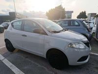 Usata Lancia Ypsilon S 69 CV (50 kW) 2017 Argento Utilitaria