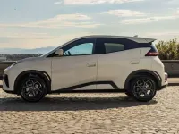 Nuova BYD Dolphin Surf Active 35 kW (48 CV) 2026 Argento Utilitaria