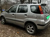 Usata Suzuki Ignis 99 CV (72 kW) 2005 Argento Utilitaria
