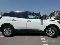 Usata Peugeot 3008 Active 130 CV (95 kW) 2018 Grigio SUV
