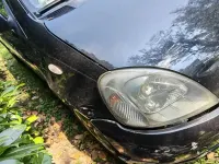 Usata Toyota Yaris Luna 86 CV (63 kW) 2001 Berlina