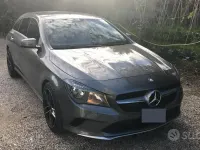 Usata Mercedes CLA180 109 CV (80 kW) 2016 Grigio Berlina