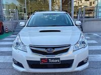 Usata Subaru Legacy Sport 150 CV (110 kW) 2010 Bianco Station wagon
