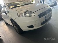 Usata Fiat Grande Punto 90 CV (66 kW) 2009 Bianco Utilitaria