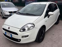 Usata Fiat Punto Street 77 CV (56 kW) 2015 Bianco Utilitaria