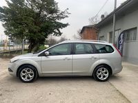 Begagnad Ford Focus Titanium 115 HK (84 kW) 2010 Silver Kombi