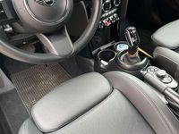 Usata Mini Cooper Classic 136 CV (100 kW) 2024 Verde Utilitaria