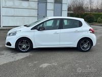 Usata Peugeot 208 82 CV (60 kW) 2017 Bianco Utilitaria