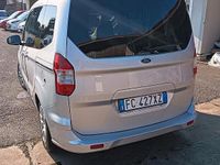 Usata Ford Courier 2016 Grigio Monovolume