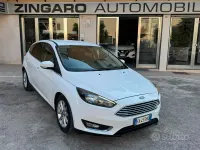 Usata Ford Focus Titanium 120 CV (88 kW) 2015 Bianco Berlina