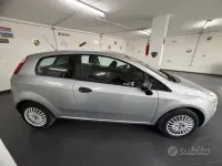 Usata Fiat Grande Punto 65 CV (47 kW) 2008 Grigio Utilitaria