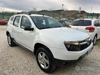 Usata Dacia Duster Lauréate 110 CV (80 kW) 2013 Bianco SUV