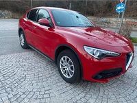 Usata Alfa Romeo Stelvio 180 CV (132 kW) 2018 Rosso SUV