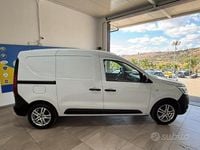 Usata Renault Kangoo 95 CV (69 kW) 2022 Bianco Monovolume