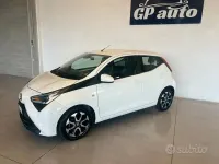 Usata Toyota Aygo Cool 72 CV (52 kW) 2019 Bianco Utilitaria