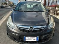 Usata Opel Corsa 75 CV (55 kW) 2012 Grigio Berlina