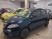 Usata Lancia Ypsilon 69 CV (50 kW) 2015 Blu Utilitaria