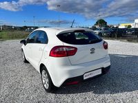 Usata Kia Rio Active 85 CV (62 kW) 2013 Bianco Berlina