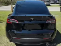 Usata Tesla Model Y 88 kW (120 CV) 2022 Nero SUV