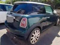 Usata Mini Cooper D 112 CV (82 kW) 2010 Verde Utilitaria