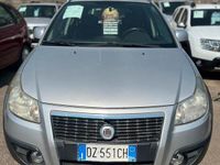 Usata Fiat Sedici Dynamic 120 CV (88 kW) 2009 Grigio SUV