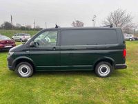 Usado VW Transporter 102 CV (75 kW) 2016 Verde Van