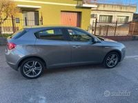 Usata Alfa Romeo Giulietta Exclusive 105 CV (77 kW) 2013 Grigio Utilitaria
