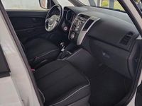 Usata Kia Venga 90 CV (66 kW) 2011 Bianco Utilitaria