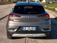 Usata Renault Captur 101 CV (74 kW) 2022 Grigio SUV
