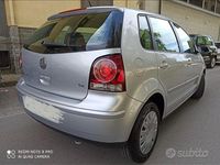 Usata VW Polo 70 CV (51 kW) 2008 Grigio Utilitaria
