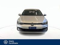 Usata VW Golf VIII Life 110 CV (80 kW) 2024 Grigio / pastello Berlina