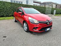 Usata Renault Clio GrandTour Business 90 CV (66 kW) 2019 Rosso Station wagon