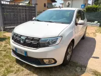 Usata Dacia Sandero 90 CV (66 kW) 2016 Bianco Berlina