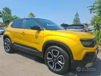 Usata Jeep Avenger EV Summit 61 kW (84 CV) 2023 Giallo SUV