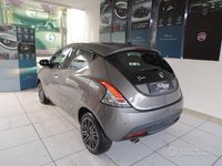 Usata Lancia Ypsilon S 69 CV (50 kW) 2023 Grigio Utilitaria