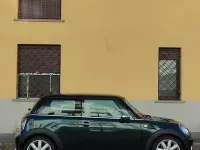Usata Mini Cooper D Chili 109 CV (80 kW) 2009 Verde Utilitaria