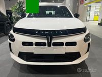 Nuova Lancia Ypsilon 101 CV (74 kW) 2025 Bianco Utilitaria