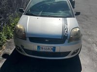 Second-hand Ford Fiesta 68 CP (50 kW) 2008 Gri Hatchback